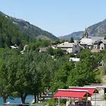 Hotel-restaurant La Lauzetane 酒店