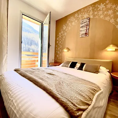 호텔 Hotel-restaurant La Lauzetane 3*