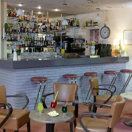 Hotel-restaurant La Lauzetane 3* 르로제위바예