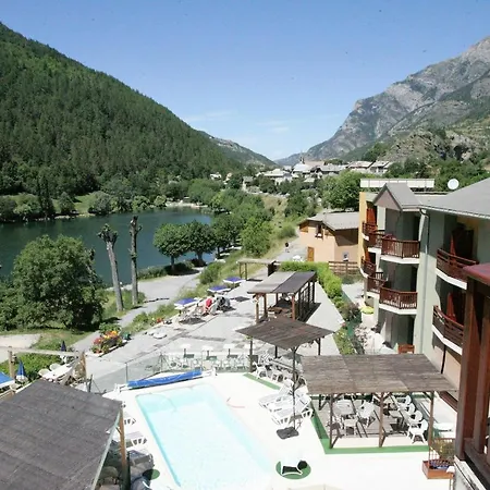호텔 Hotel-restaurant La Lauzetane 3*