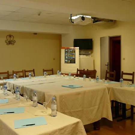 호텔 Hotel-restaurant La Lauzetane 3*
