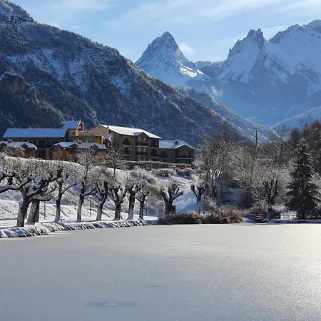 Hotel Hotel-restaurant La Lauzetane Le Lauzet-Ubaye