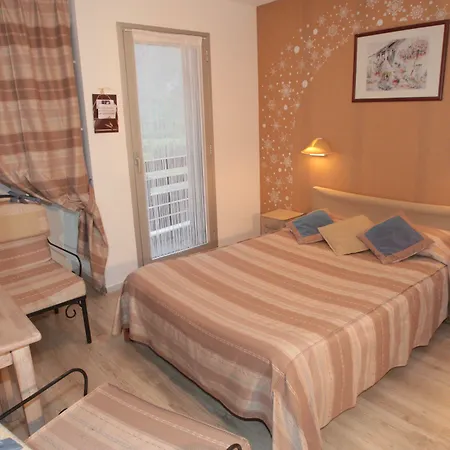 Hotel Hotel-restaurant La Lauzetane 3*