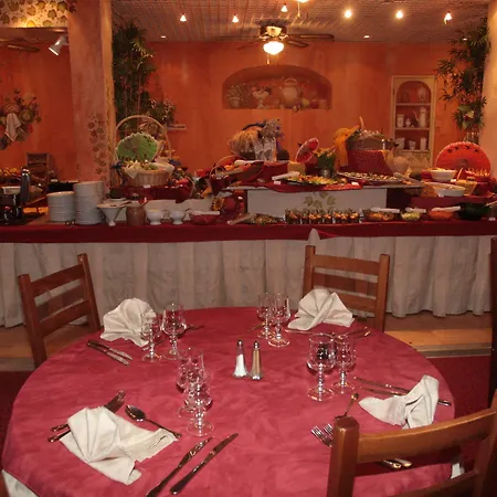 Szálloda Hotel-restaurant La Lauzetane Le Lauzet-Ubaye