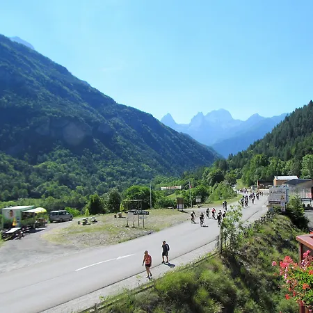 Szálloda Hotel-restaurant La Lauzetane Le Lauzet-Ubaye