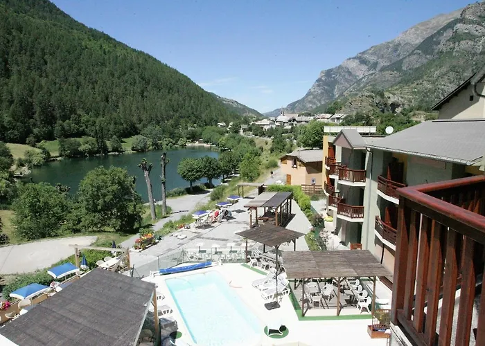 Hotel Hotel-restaurant La Lauzetane 3*